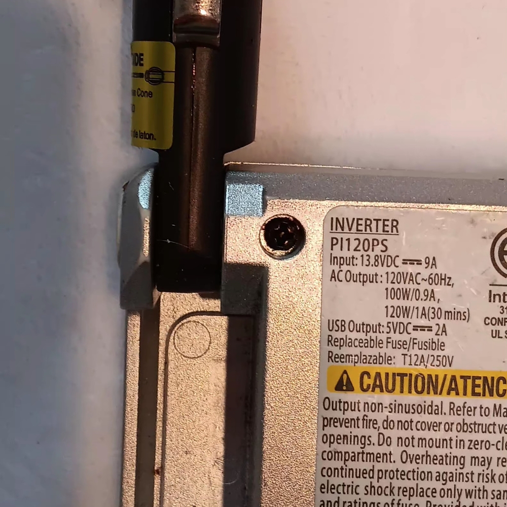 Stanley Power Inverter For Auto/Car - Picture 3 of 4